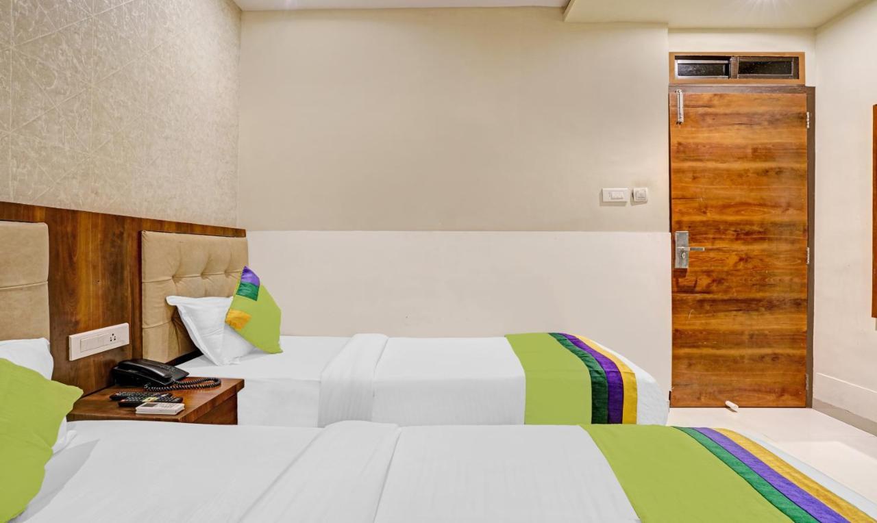 Hotel Bkc Mannat Мумбаи Экстерьер фото