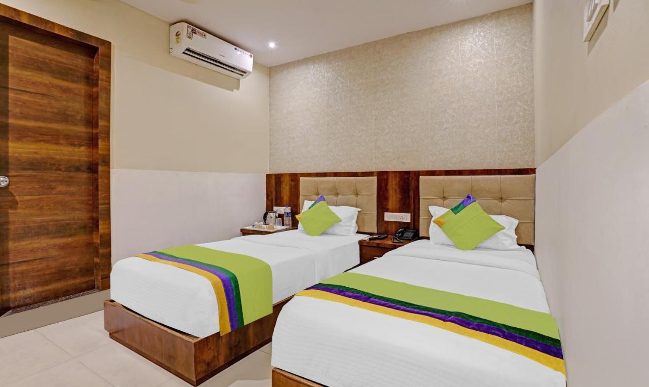 Hotel Bkc Mannat Мумбаи Экстерьер фото