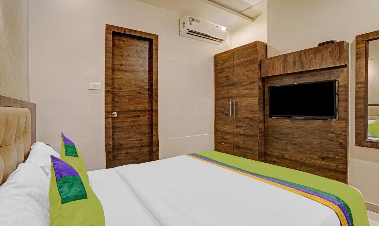 Hotel Bkc Mannat Мумбаи Экстерьер фото