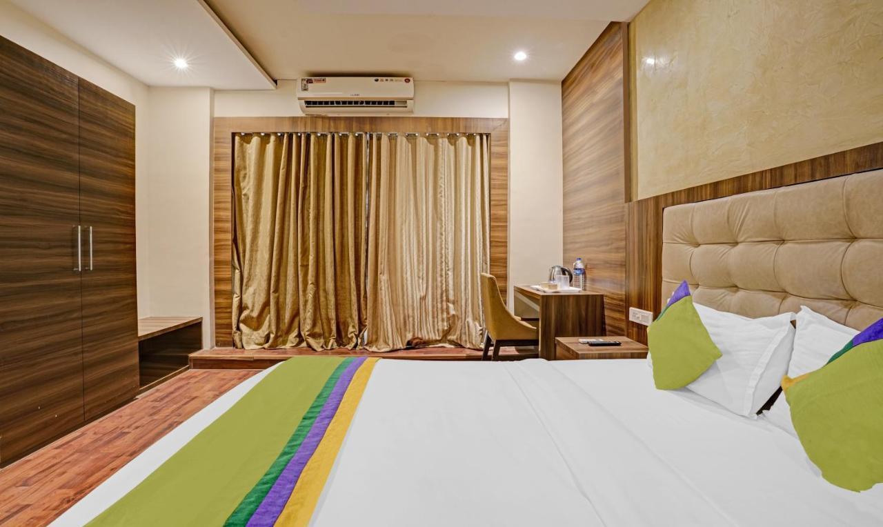 Hotel Bkc Mannat Мумбаи Экстерьер фото