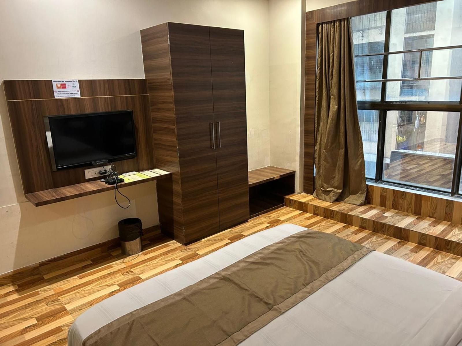 Hotel Bkc Mannat Мумбаи Экстерьер фото